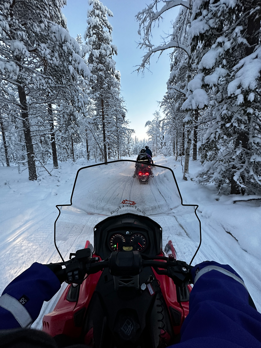 passeio de moto de neve
