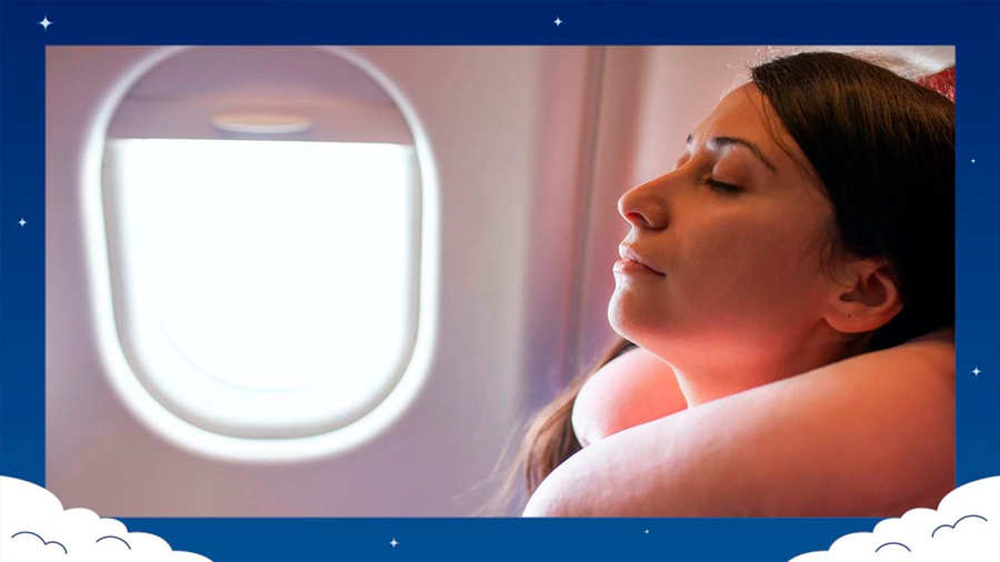 como dormir confortável no avião