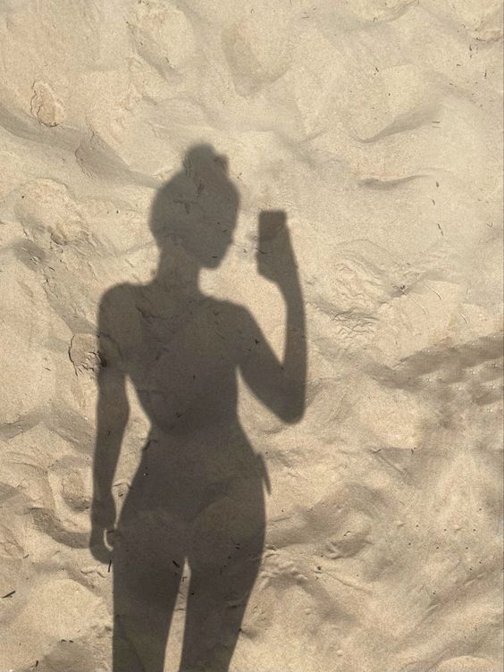 Beach Stories ideias de fotos para Instagram sombra na areia