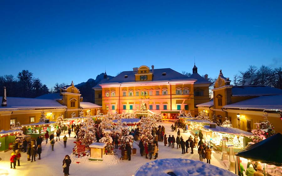 Mercado de Natal de Salzburgo no Advent Magic em Hellbrunn